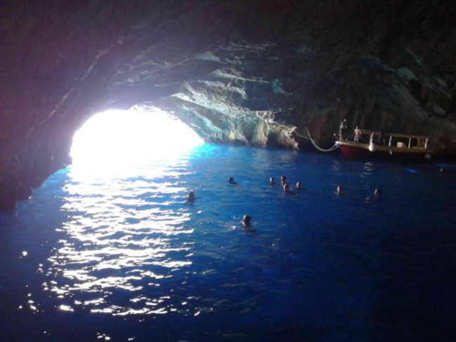 Голубая пещера в Герцег Нови