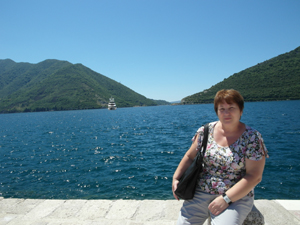 Русские туристы на отдыхе в Черногории. Пераст
