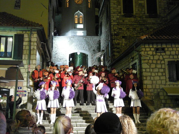 Фестиваль мимозы в Герцег Нови, Черногория