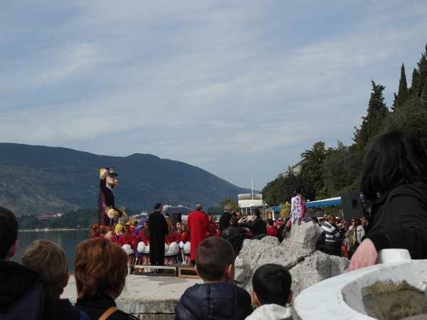 Фестиваль мимозы в Герцег Нови, Черногория. Проводы зимы