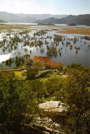 Монастырь на острове Старчево
