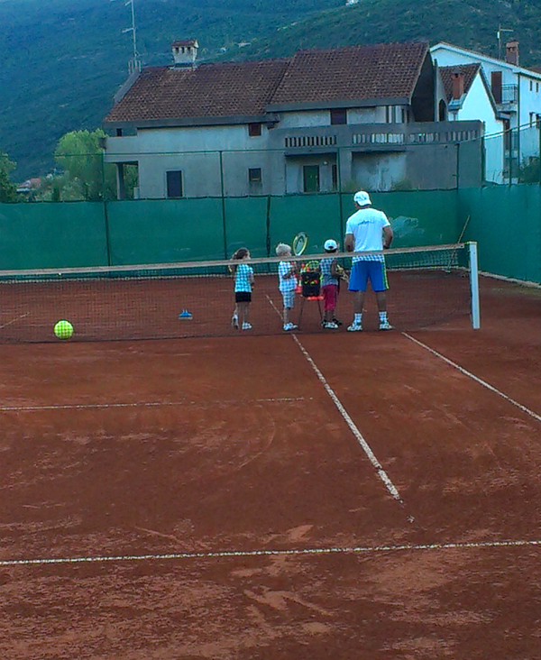 Теннис в Черногории. Первые шаги