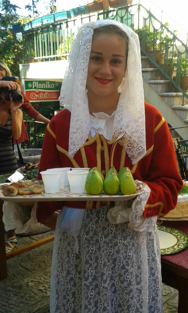 Фестиваль инжира и сыра в Герцег Нови, Черногория