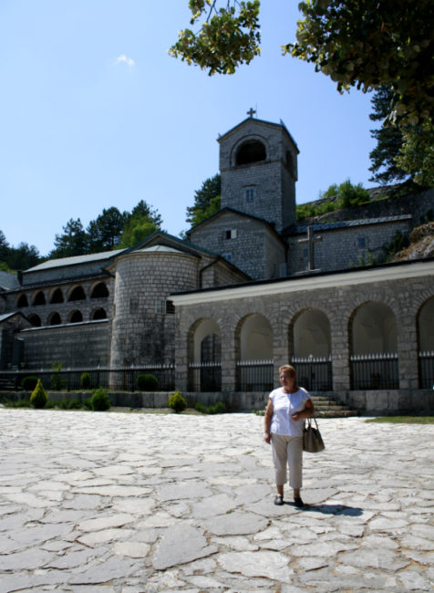 Индивидуальная обзорная экскурсия по Черногории. Цетинье