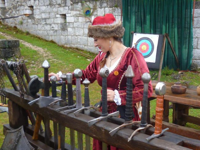 Экскурсия из Черногории на ежегодный рыцарский фестиваль в Боснии