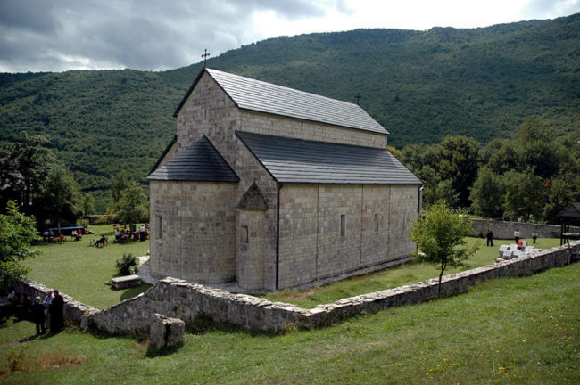 Достопримечательности в Черногории. Пивский монастырь