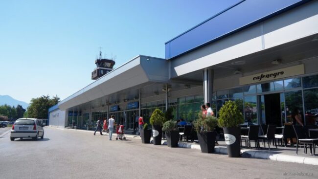 Международный аэропорт в Тивате