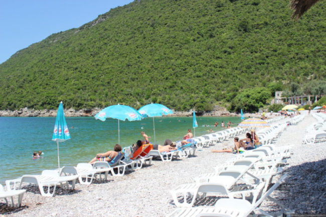 Фото пляжа Жаница в Черногории